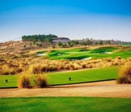 Нові вілли в Кондадо-де-Альхама з терасою та гольфом