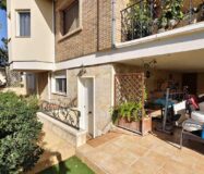 Вілла з басейном у Сьюдад-Кесада 5 кімнат 364 кв.м