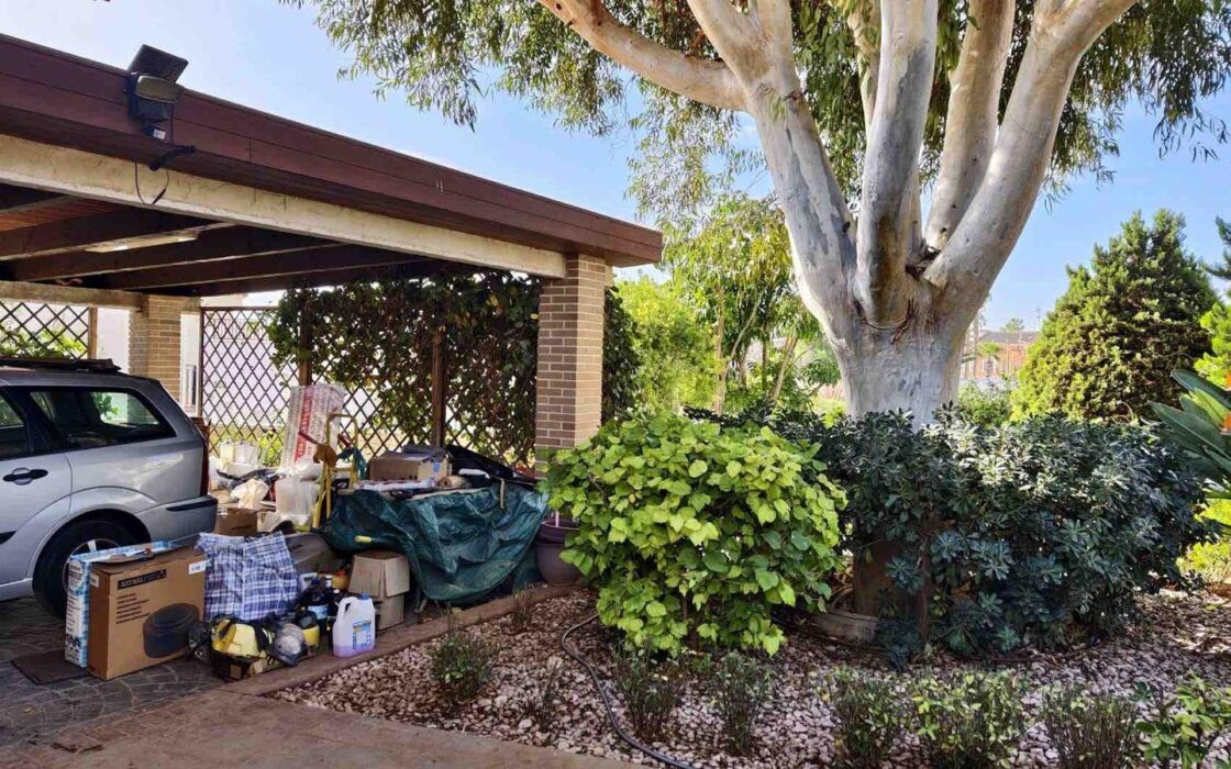 Вілла з басейном у Сьюдад-Кесада 5 кімнат 364 кв.м