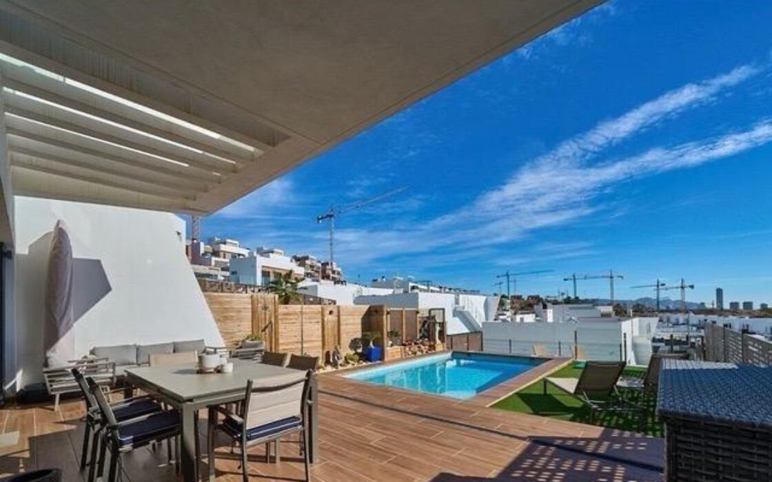 Вілла з терасою та видом на море в Балкон де Финестрат