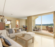 Трехкомнатная квартира с террасой в Бенахависе 122 кв.м