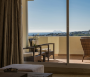 Трехкомнатная квартира с террасой в Бенахависе 122 кв.м