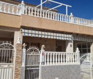 Дом в Торревьехе 67 кв.м с террасой и бассейном