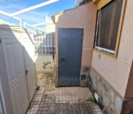 Дом в Торревьехе 67 кв.м с террасой и бассейном