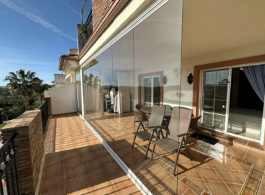 2-комнатные апартаменты в Михас Гольф с террасой 100 кв.м