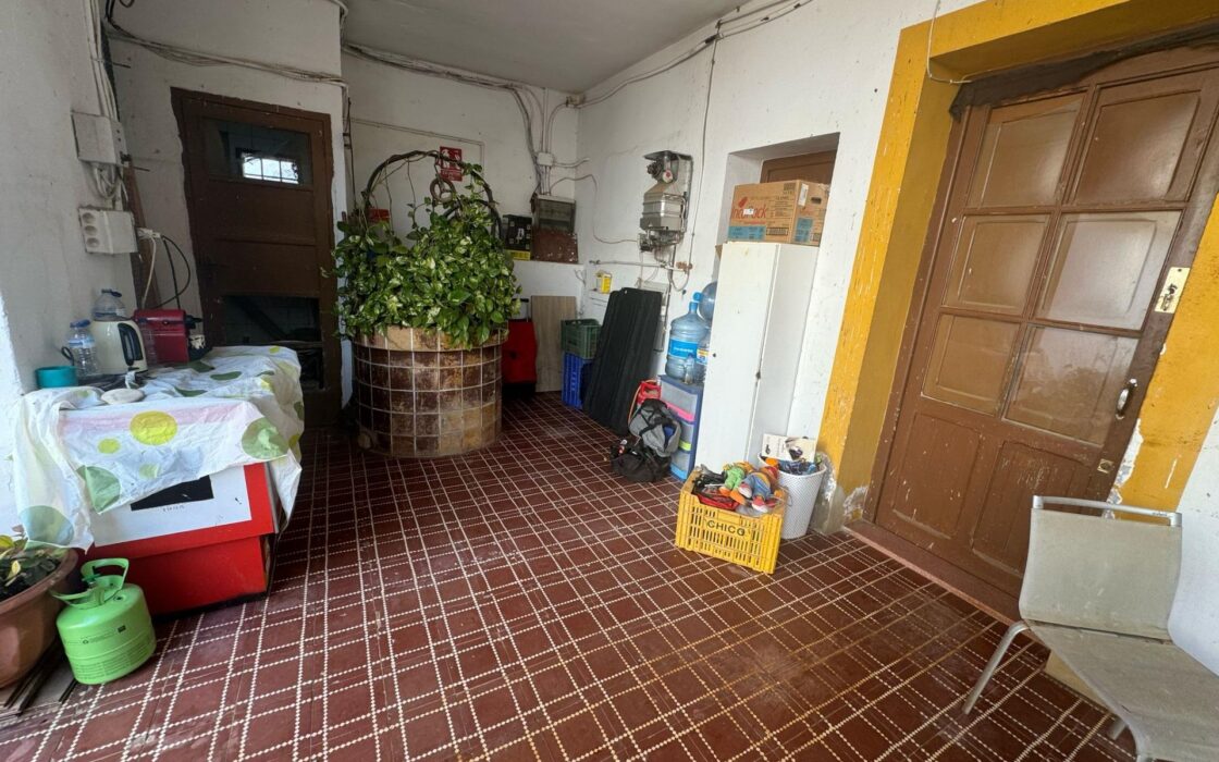 Эксклюзивный дом 300 кв.м в Рибарроха-дель-Турия с террасой