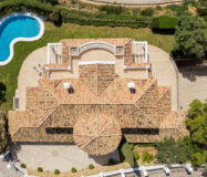 Вилла с панорамным видом в Бенахависе, 889 кв.м, терраса