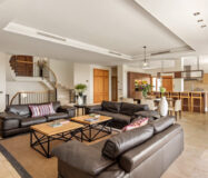 Вилла с панорамным видом в Бенахависе, 889 кв.м, терраса