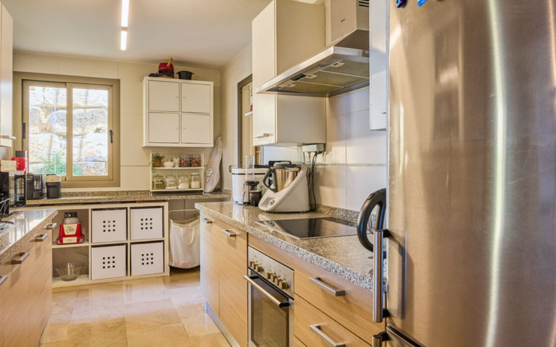 Квартира с террасой в Бенахависе 128 кв.м, 4 комнаты