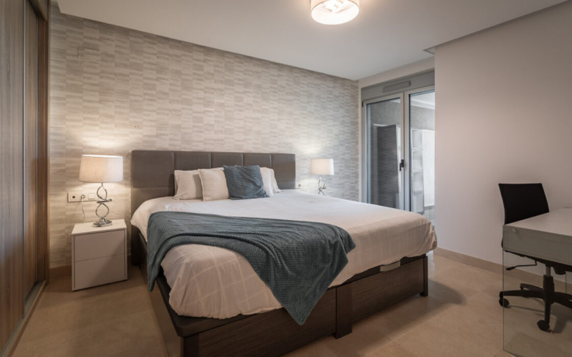 Апартаменти з терасою в Бенахавісі, 181 кв.м, 4 кімнати