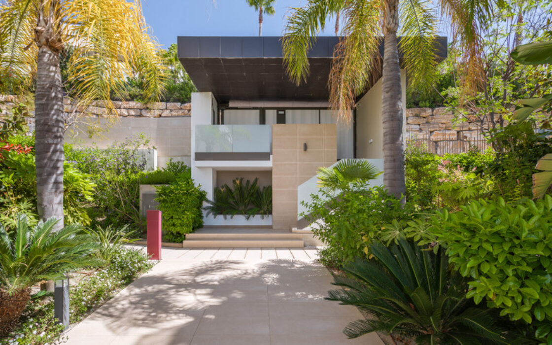 Апартаменти з терасою в Бенахавісі, 181 кв.м, 4 кімнати