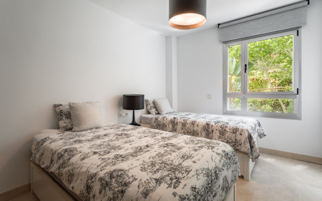 Апартаменти з терасою в Бенахавісі, 181 кв.м, 4 кімнати