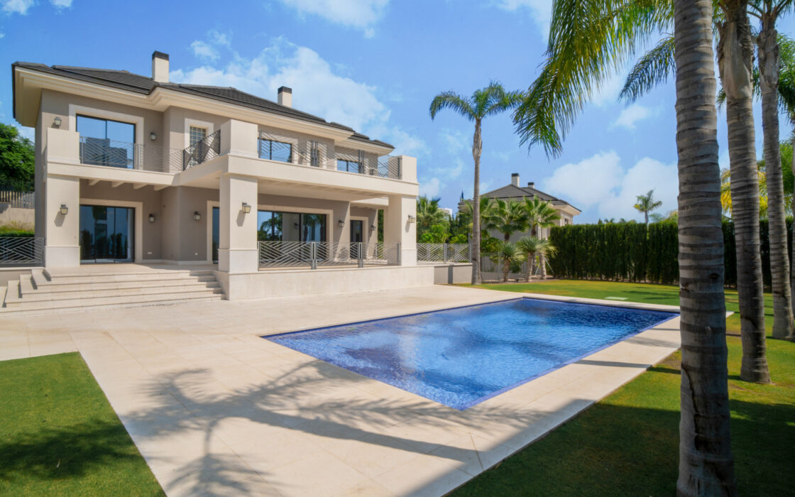 Вилла на продаже в Los Flamingos 526 кв.м с террасой