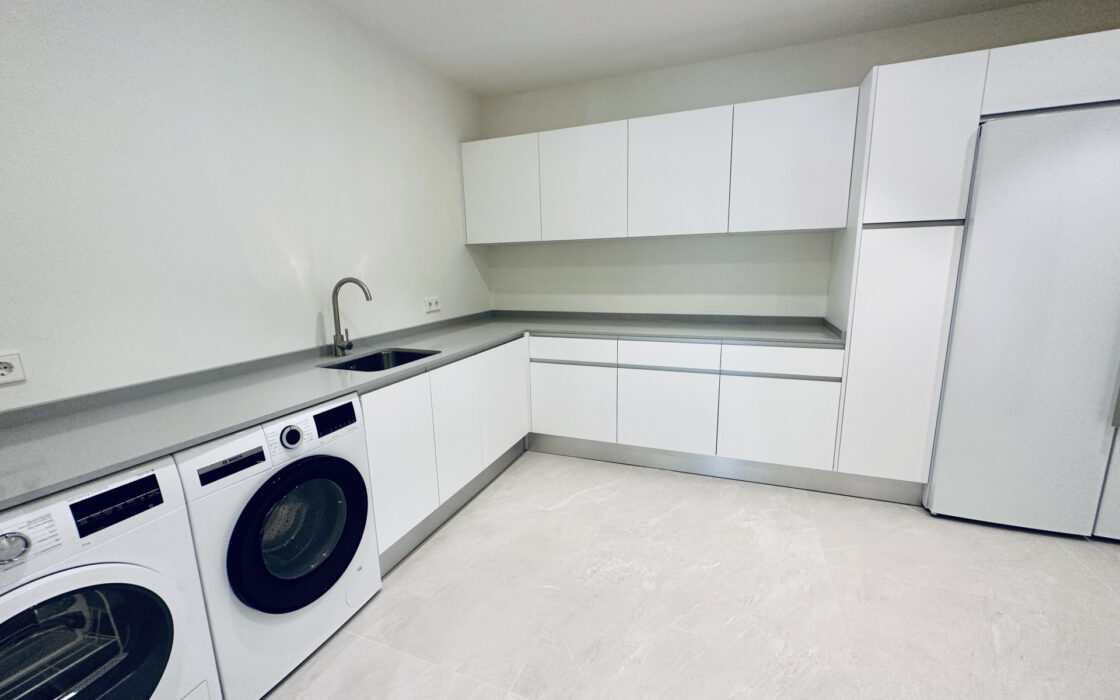 Изысканная Вилла в Марбелье с 5 Спальнями и Террасой