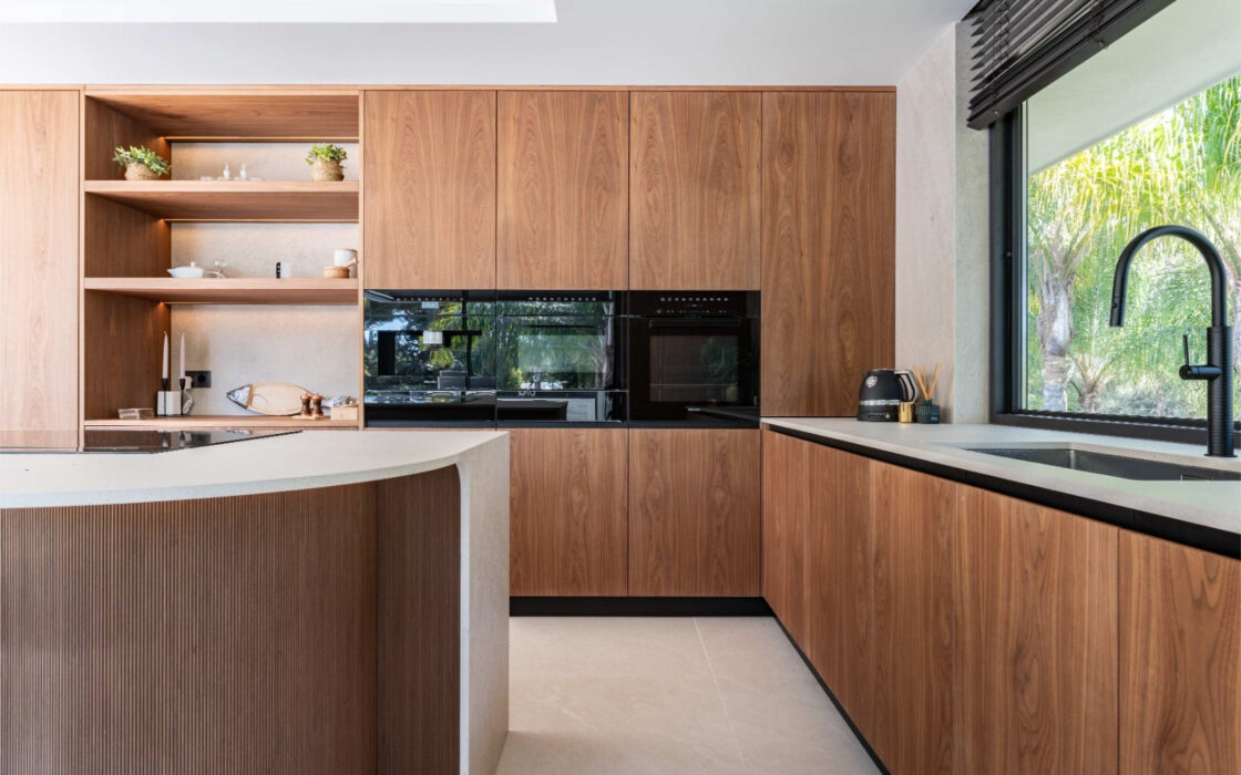 Изысканная Вилла в Марбелье с 5 Спальнями и Террасой