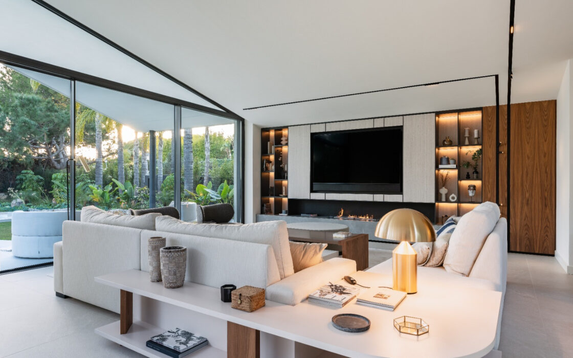 Изысканная Вилла в Марбелье с 5 Спальнями и Террасой