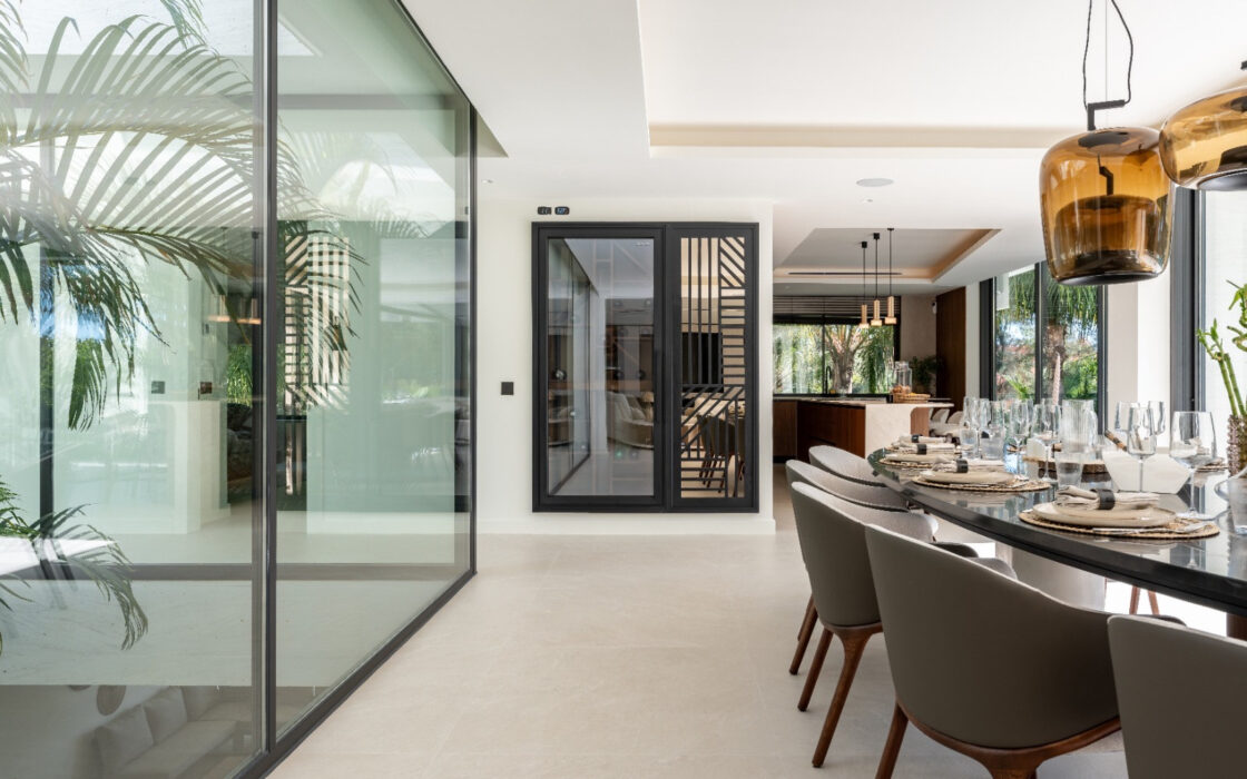 Изысканная Вилла в Марбелье с 5 Спальнями и Террасой