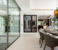 Изысканная Вилла в Марбелье с 5 Спальнями и Террасой