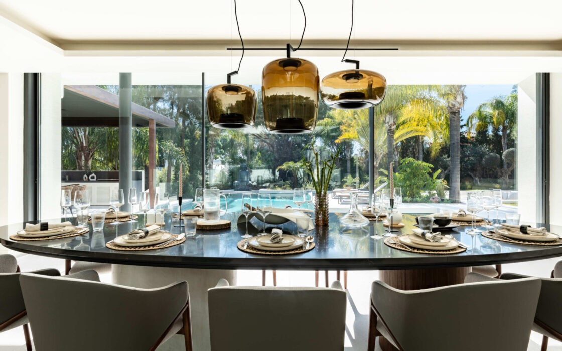 Изысканная Вилла в Марбелье с 5 Спальнями и Террасой