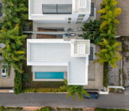 Новая вилла 434 кв.м у пляжа в Марбелье, Золотая Миля