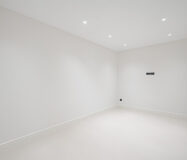 Новая вилла 434 кв.м у пляжа в Марбелье, Золотая Миля