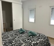 Дом в Бенидорме у моря, 2 спальни, терраса, 175 кв.м