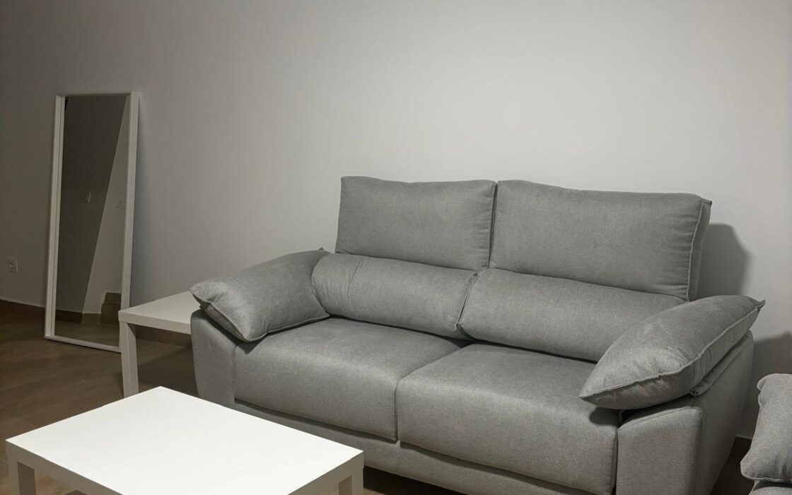 Дом в Бенидорме у моря, 2 спальни, терраса, 175 кв.м