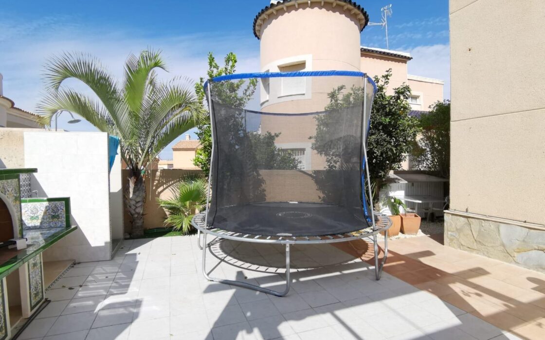 Просторное шале в Орихuela Коста у моря, 256 кв.м, 5 спален