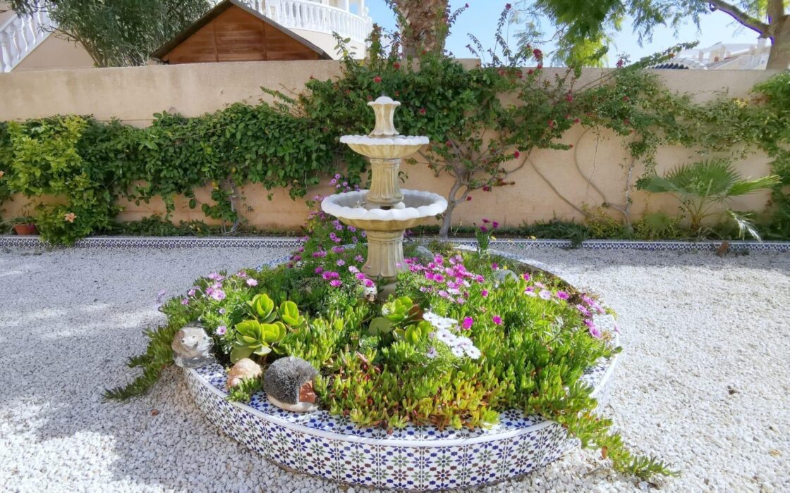 Просторное шале в Орихuela Коста у моря, 256 кв.м, 5 спален