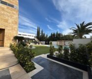 Елітна вілла 847 кв.м у пляжа на Коста Бланці