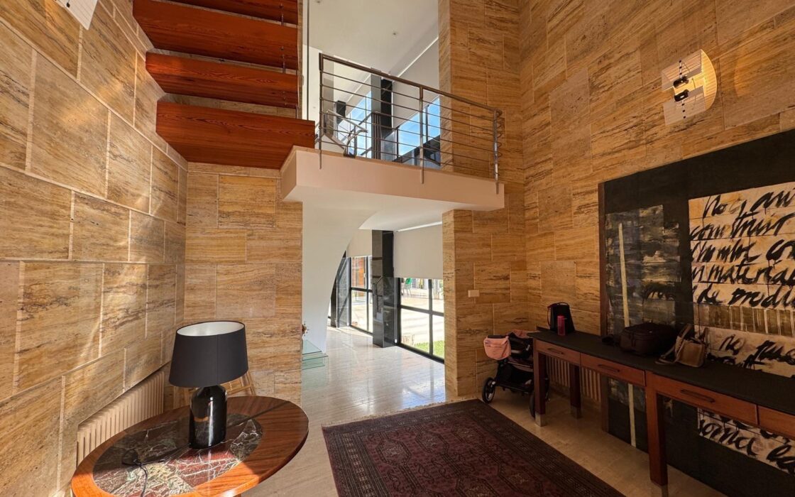 Елітна вілла 847 кв.м у пляжа на Коста Бланці