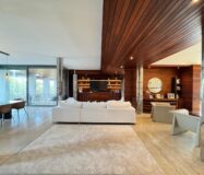 Елітна вілла 847 кв.м у пляжа на Коста Бланці