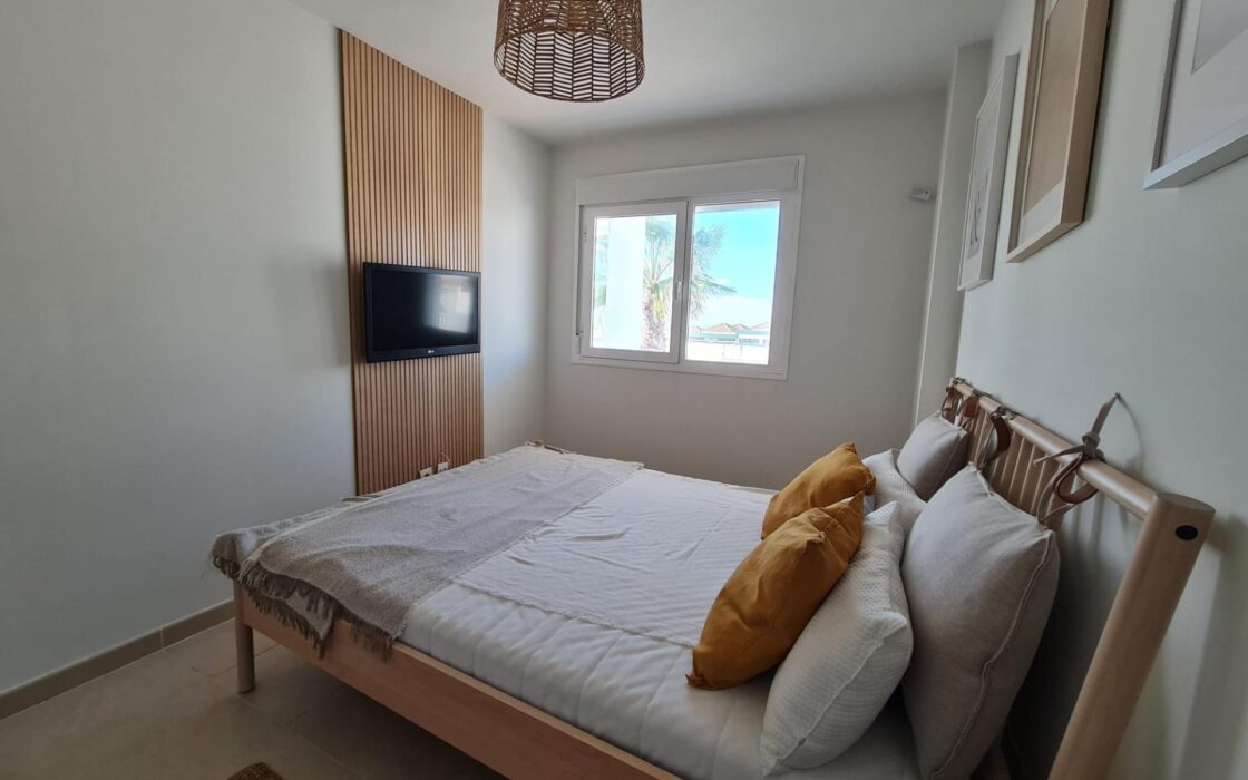 Апартаменты в Ориуэла Коста с террасой 85 кв.м