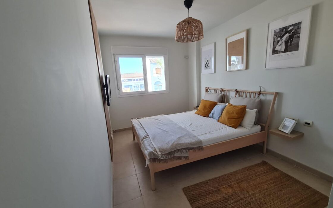 Апартаменты в Ориуэла Коста с террасой 85 кв.м