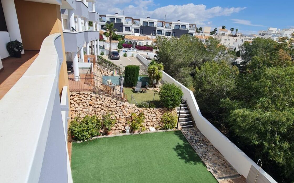 Апартаменты в Ориуэла Коста с террасой 85 кв.м