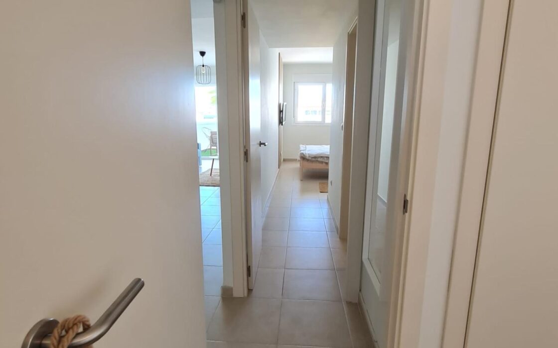 Апартаменты в Ориуэла Коста с террасой 85 кв.м