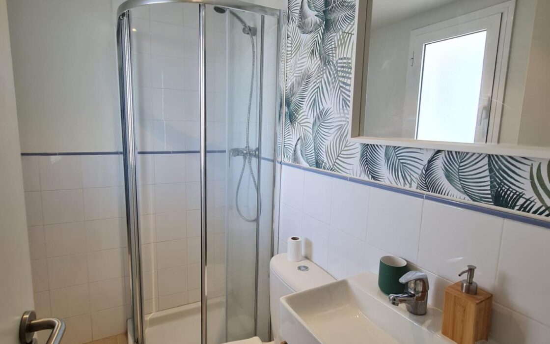 Апартаменты в Ориуэла Коста с террасой 85 кв.м