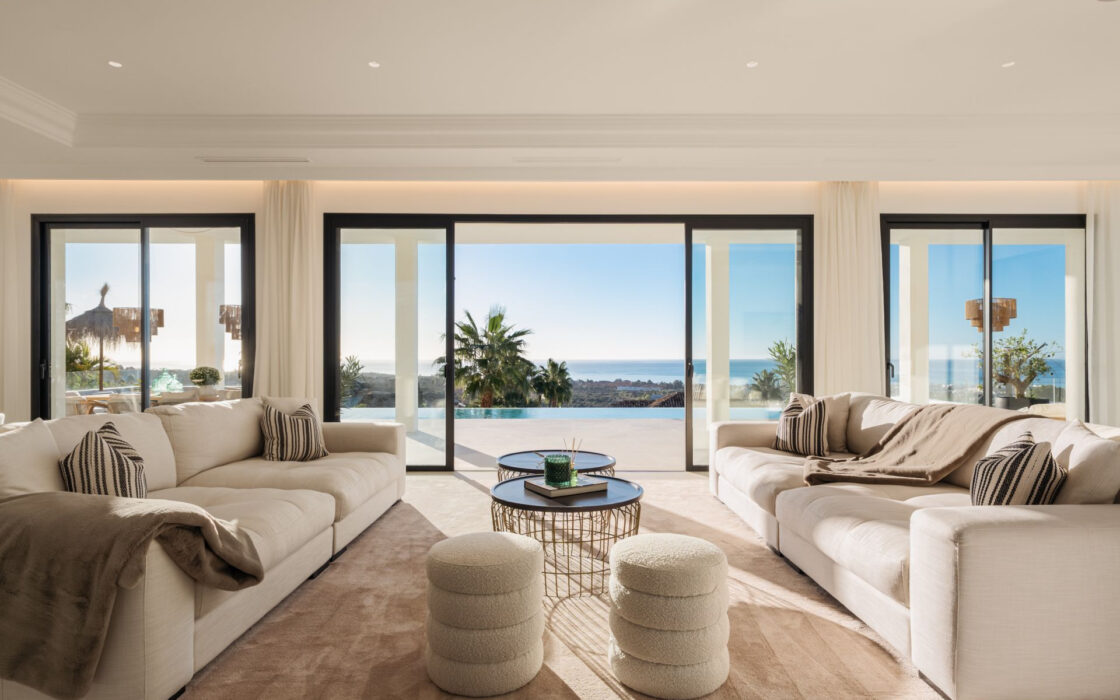 Розкішна резиденція 7 кімнат з панорамним видом в Benahavis 1466 кв.м