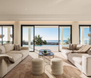 Розкішна резиденція 7 кімнат з панорамним видом в Benahavis 1466 кв.м