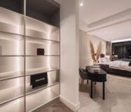 Розкішна резиденція 7 кімнат з панорамним видом в Benahavis 1466 кв.м