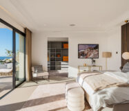 Розкішна резиденція 7 кімнат з панорамним видом в Benahavis 1466 кв.м