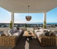 Розкішна резиденція 7 кімнат з панорамним видом в Benahavis 1466 кв.м