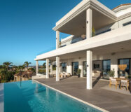 Розкішна резиденція 7 кімнат з панорамним видом в Benahavis 1466 кв.м