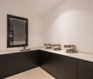 Розкішна резиденція 7 кімнат з панорамним видом в Benahavis 1466 кв.м