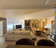 Просторная вилла с бассейном в Хихоне на 3600 кв.м.