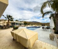 Просторная вилла с бассейном в Хихоне на 3600 кв.м.