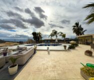 Просторная вилла с бассейном в Хихоне на 3600 кв.м.