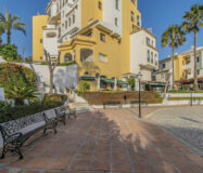 Квартиру в Кабопино с террасой у пляжа Марбельи, 63 кв.м.