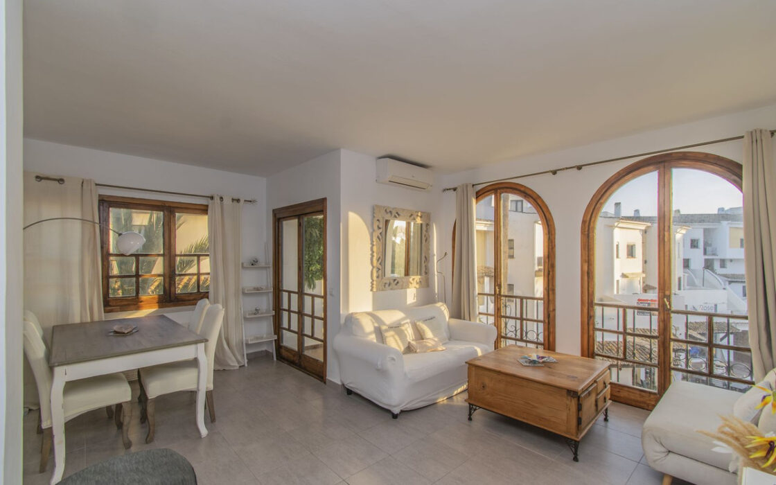 Квартиру в Кабопино с террасой у пляжа Марбельи, 63 кв.м.