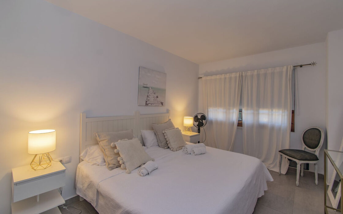 Квартиру в Кабопино с террасой у пляжа Марбельи, 63 кв.м.